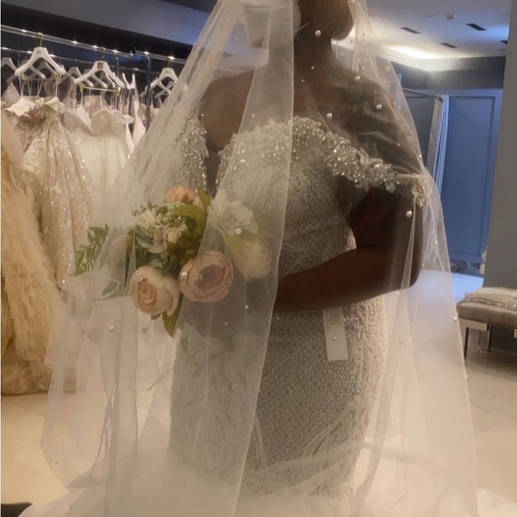 Wedding Dress for Top tier designer ESE AZENABOR/ - Picture 4 of 6